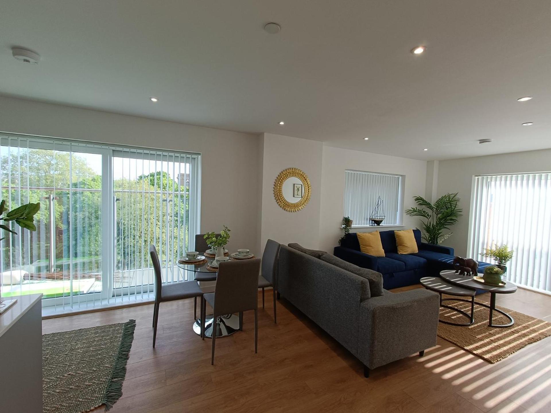 Snuggle Inn - Riverside Apartments - Views Over Looking London River Thames, Close To O2 Arena, London Excel, London City Airport, Thames Clipper- River Boat Service, Woolwich Ferry, Onsite Parking, Twin Room Option Available Ngoại thất bức ảnh