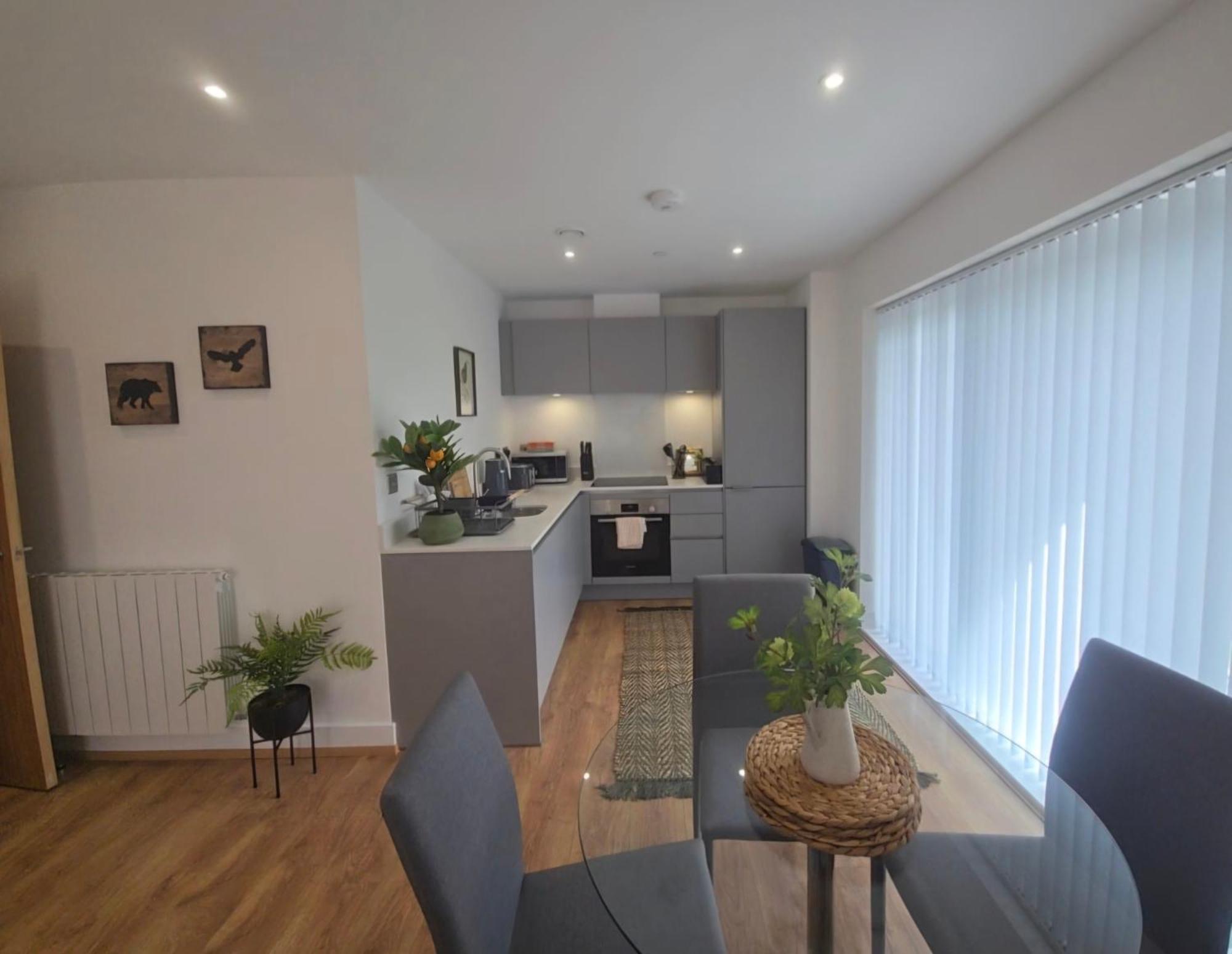Snuggle Inn - Riverside Apartments - Views Over Looking London River Thames, Close To O2 Arena, London Excel, London City Airport, Thames Clipper- River Boat Service, Woolwich Ferry, Onsite Parking, Twin Room Option Available Ngoại thất bức ảnh