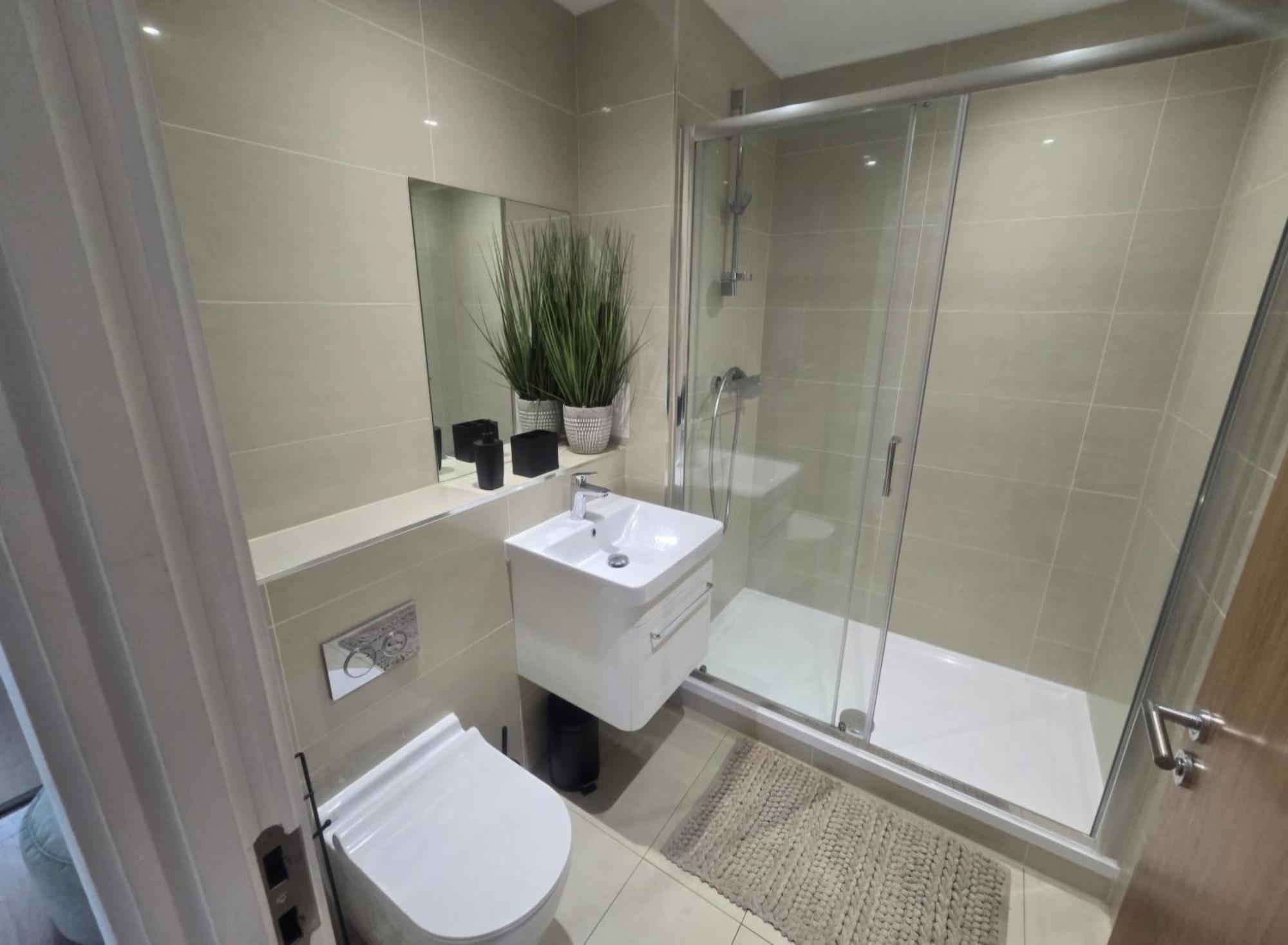 Snuggle Inn - Riverside Apartments - Views Over Looking London River Thames, Close To O2 Arena, London Excel, London City Airport, Thames Clipper- River Boat Service, Woolwich Ferry, Onsite Parking, Twin Room Option Available Ngoại thất bức ảnh